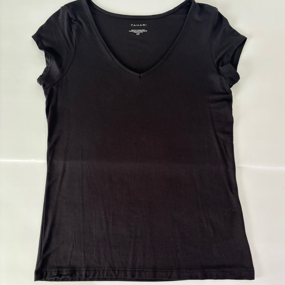 Tahari Black Short Sleeve V-Neck Tee